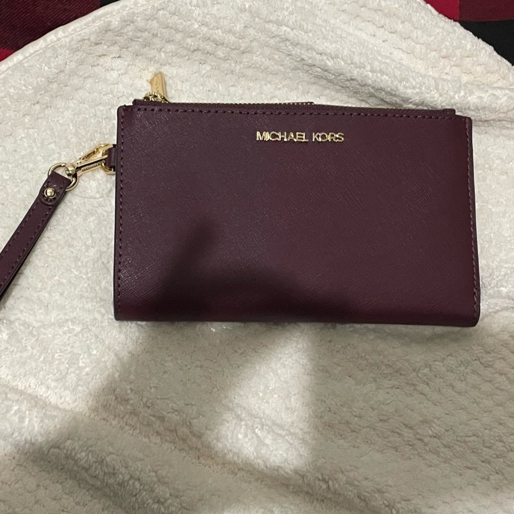 MICHAEL KORS - Wallet Burgundy NWT